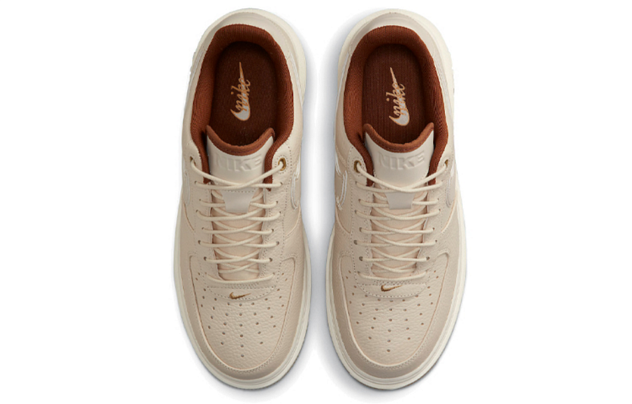 Фото № 4 с приближением к товару «‎Nike Air Force 1 Luxe "Pecan" Creamy»