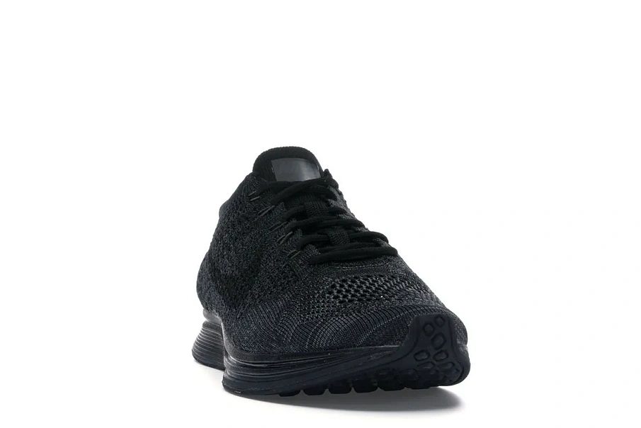 Фото № 4 с приближением к товару «‎Nike Flyknit Racer Triple Black»