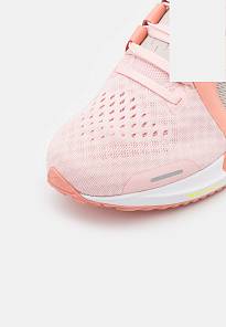 Фото № 5 с приближением к товару «‎Nike Air Zoom Vomero»