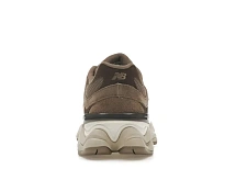 Фото № 4 с приближением к товару «‎New Balance 9060»