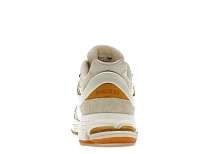 Фото № 4 с приближением к товару «‎New Balance 2002R»