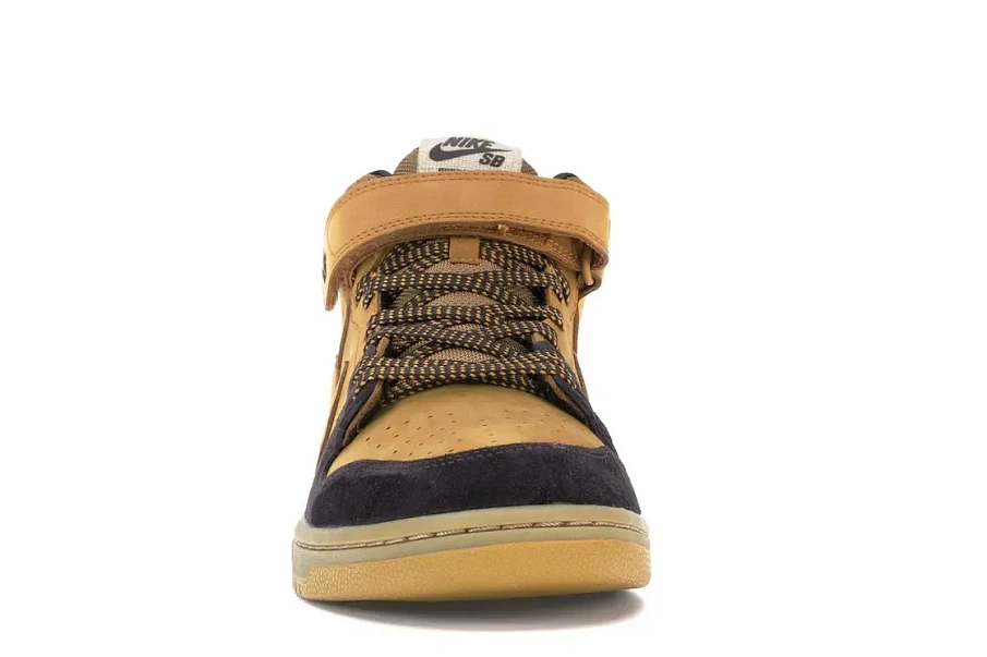 Фото № 2 с приближением к товару «‎Nike SB Dunk Mid Lewis Marnell»