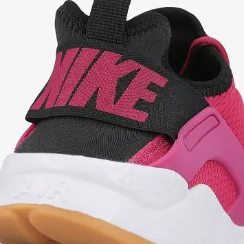 Nike W Air Huarache Ultra - 5