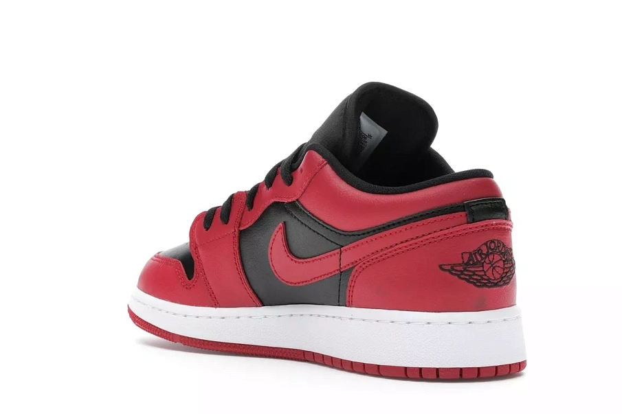 Фото № 4 с приближением к товару «‎Jordan 1 Low Reverse Bred »