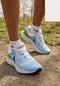 Фото № 3 с приближением к товару «‎Nike React Miler 3»