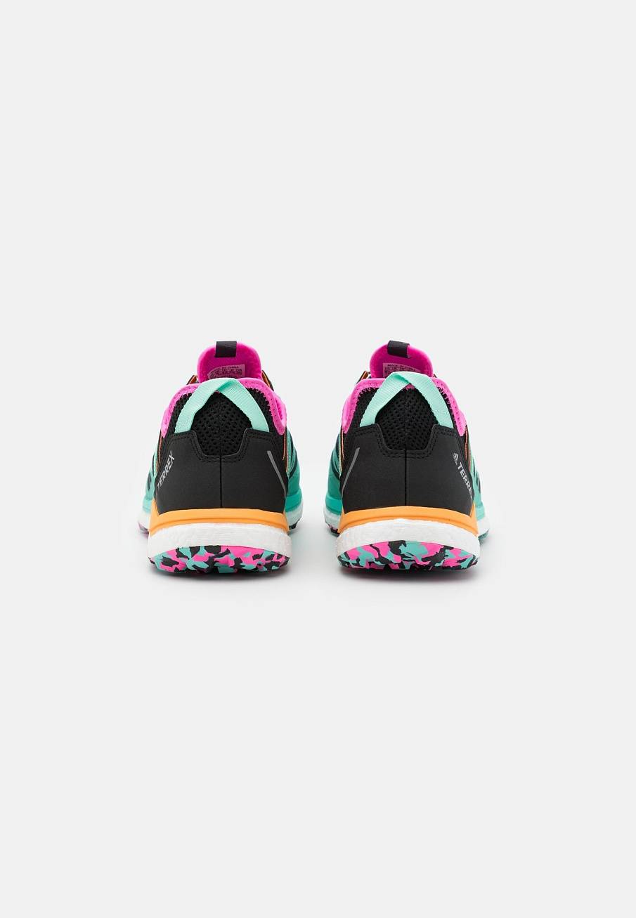 Фото № 3 с приближением к товару «‎Adidas Terrex Agravic »