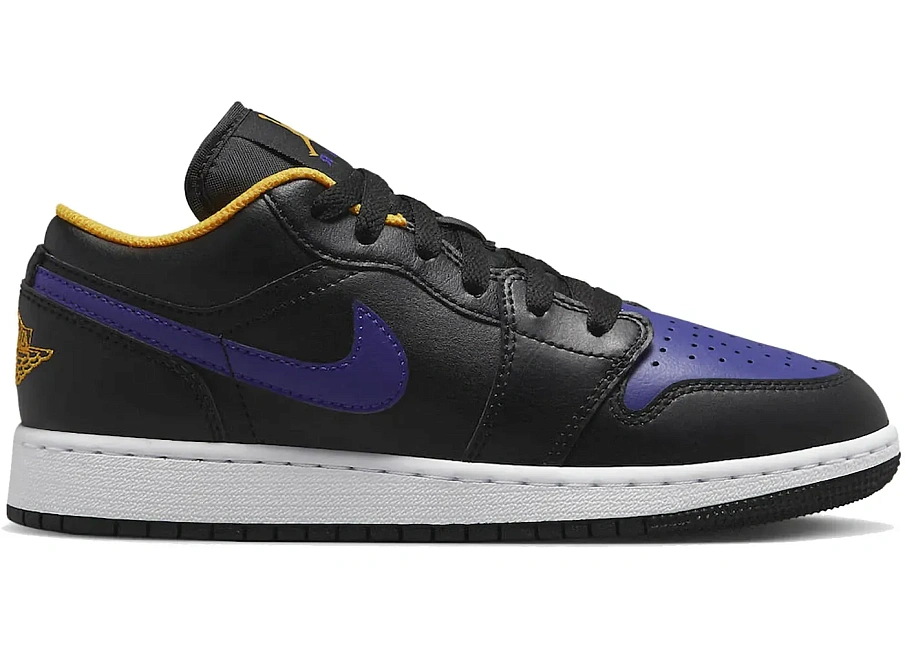 Фото № 1 с приближением к товару «‎Jordan 1 Low Dark Concord »