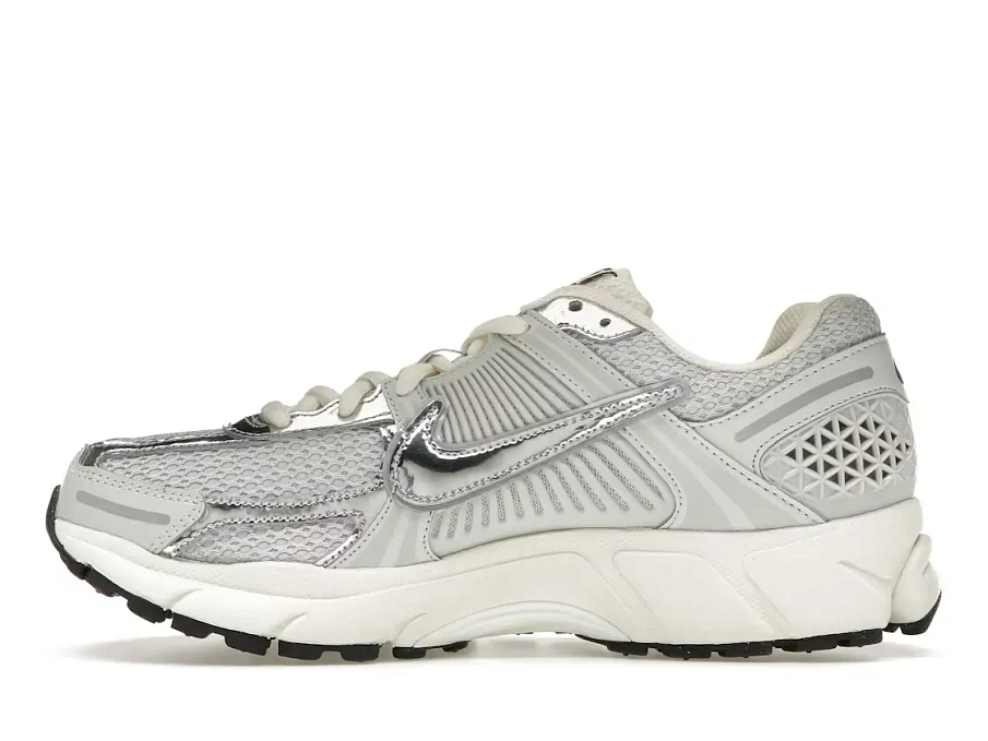 Фото № 3 с приближением к товару «‎Nike Zoom Vomero 5»