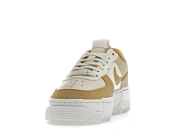 Фото № 3 с приближением к товару «‎Nike Air Force 1 Low Pixel Sail Coconut Milk »
