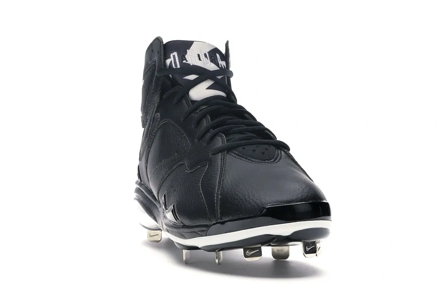 Фото № 3 с приближением к товару «‎Jordan 7 Retro Cleat Oreo»