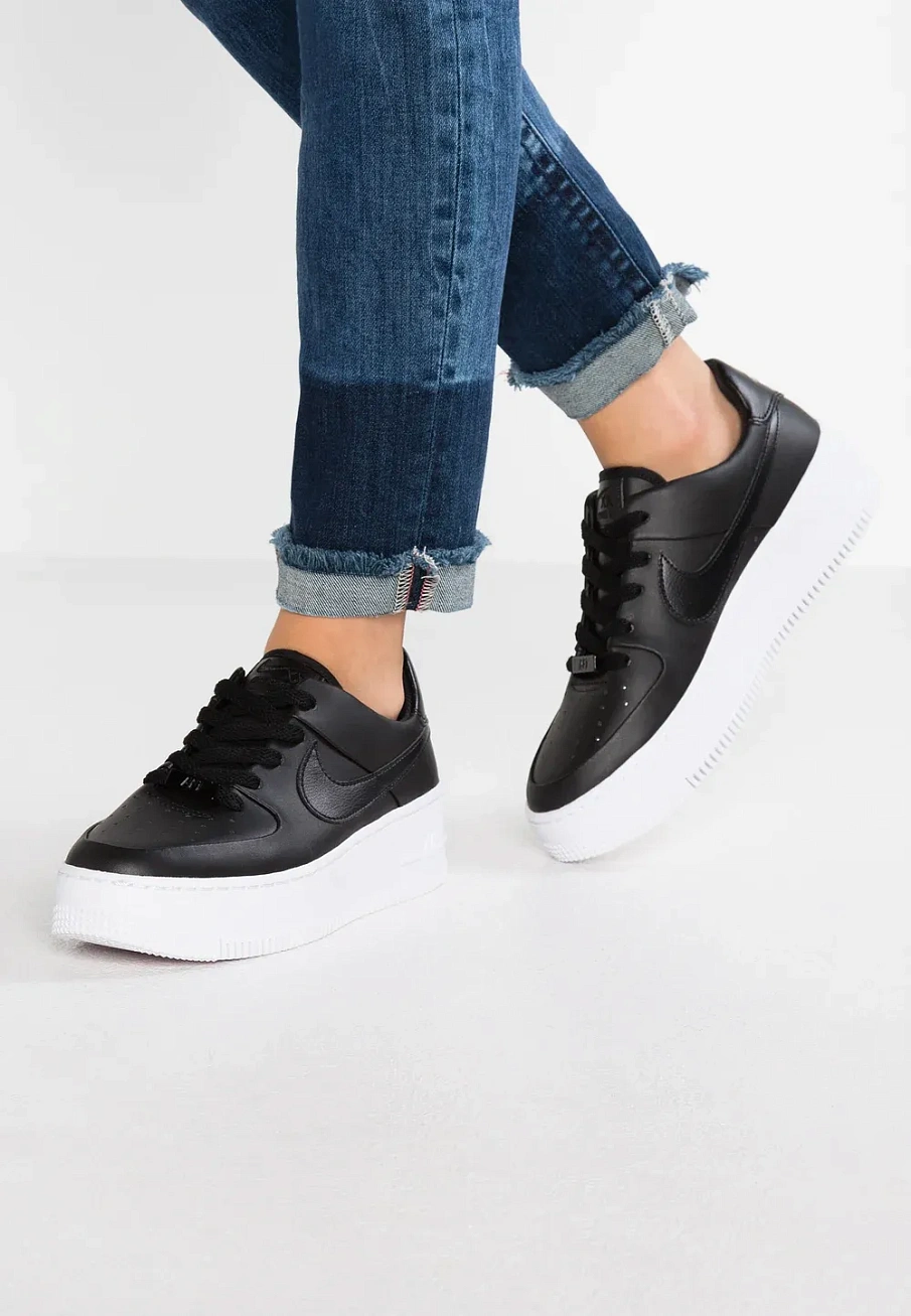 Фото № 1 с приближением к товару «‎Кроссовки Nike spni111a0bn-q11-n»