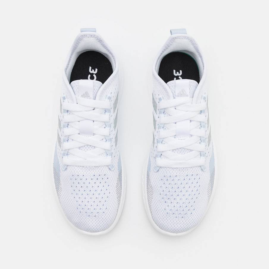 Фото № 4 с приближением к товару «‎Adidas 2.0 »