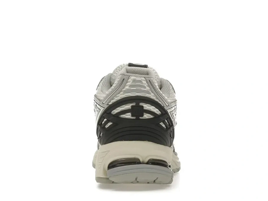 Фото № 4 с приближением к товару «‎New Balance 1906R»