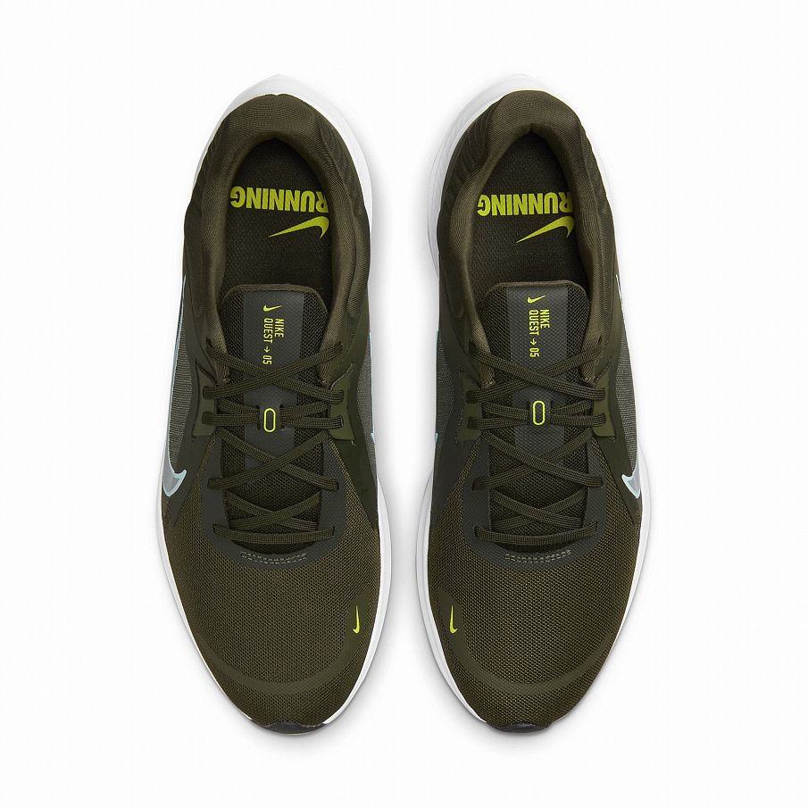 Фото № 3 с приближением к товару «‎Nike Quest 5»