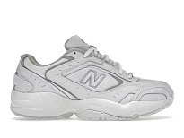 Фото № 1 с приближением к товару «‎New Balance 452»