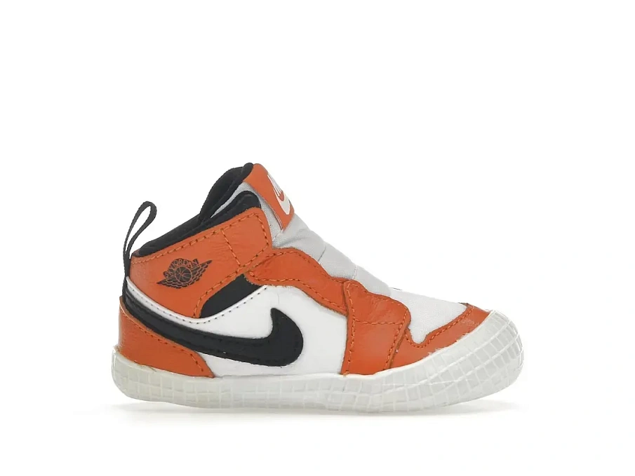 Фото № 1 с приближением к товару «‎Jordan 1 Crib Bootie»