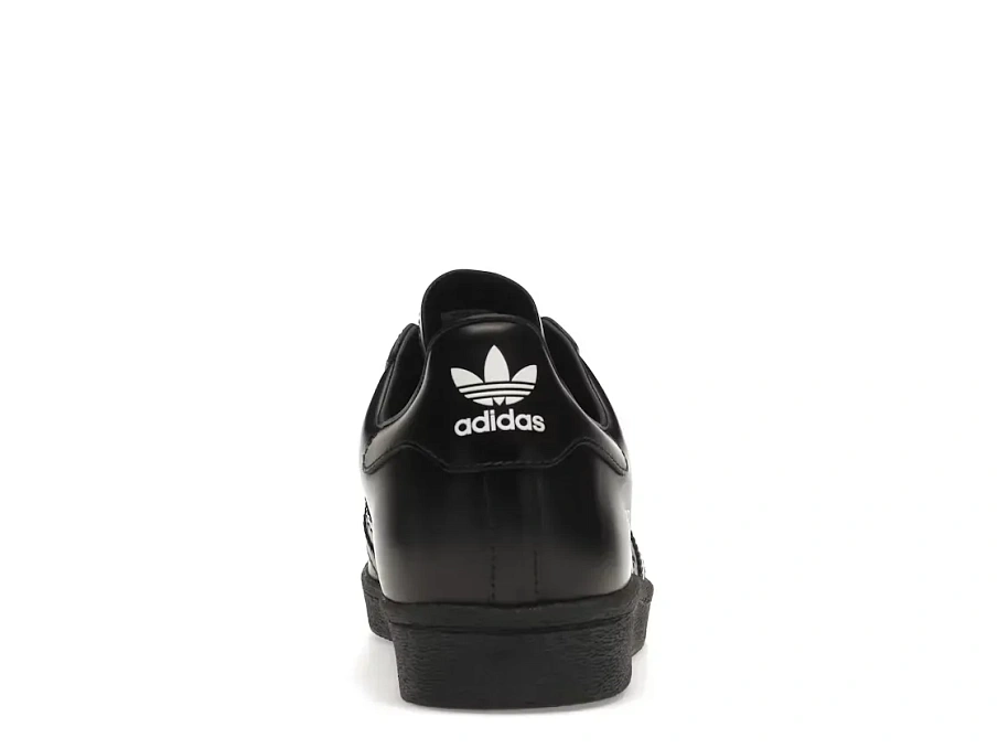 Фото № 4 с приближением к товару «‎adidas Superstar»