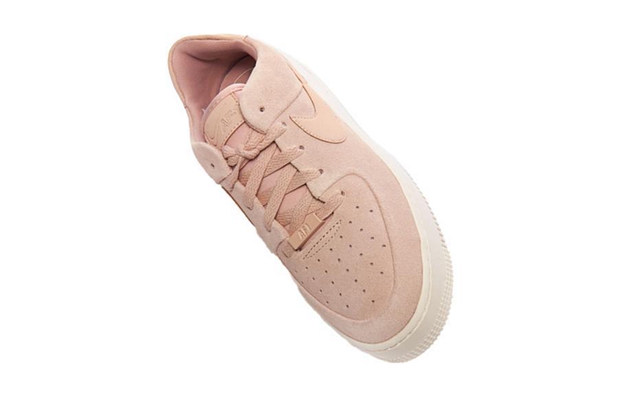 Фото № 2 с приближением к товару «‎ Nike Air Force 1 Low Skate shoes BeigePink»