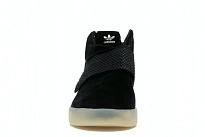 Фото № 2 с приближением к товару «‎adidas Tubular Invader Strap Black/Black-White»