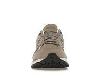 Фото № 2 с приближением к товару «‎New Balance 2002R»
