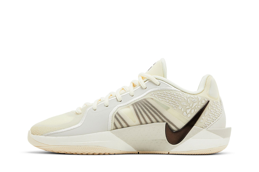 Фото № 4 с приближением к товару «‎Nike Women's Sabrina 2 Relentless»