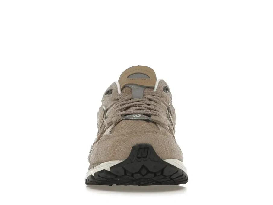 Фото № 2 с приближением к товару «‎New Balance 2002R»