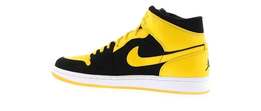 Фото № 3 с приближением к товару «‎Jordan 1 Retro»