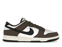 Фото № 1 с приближением к товару «‎Nike Dunk Low Next Nature»