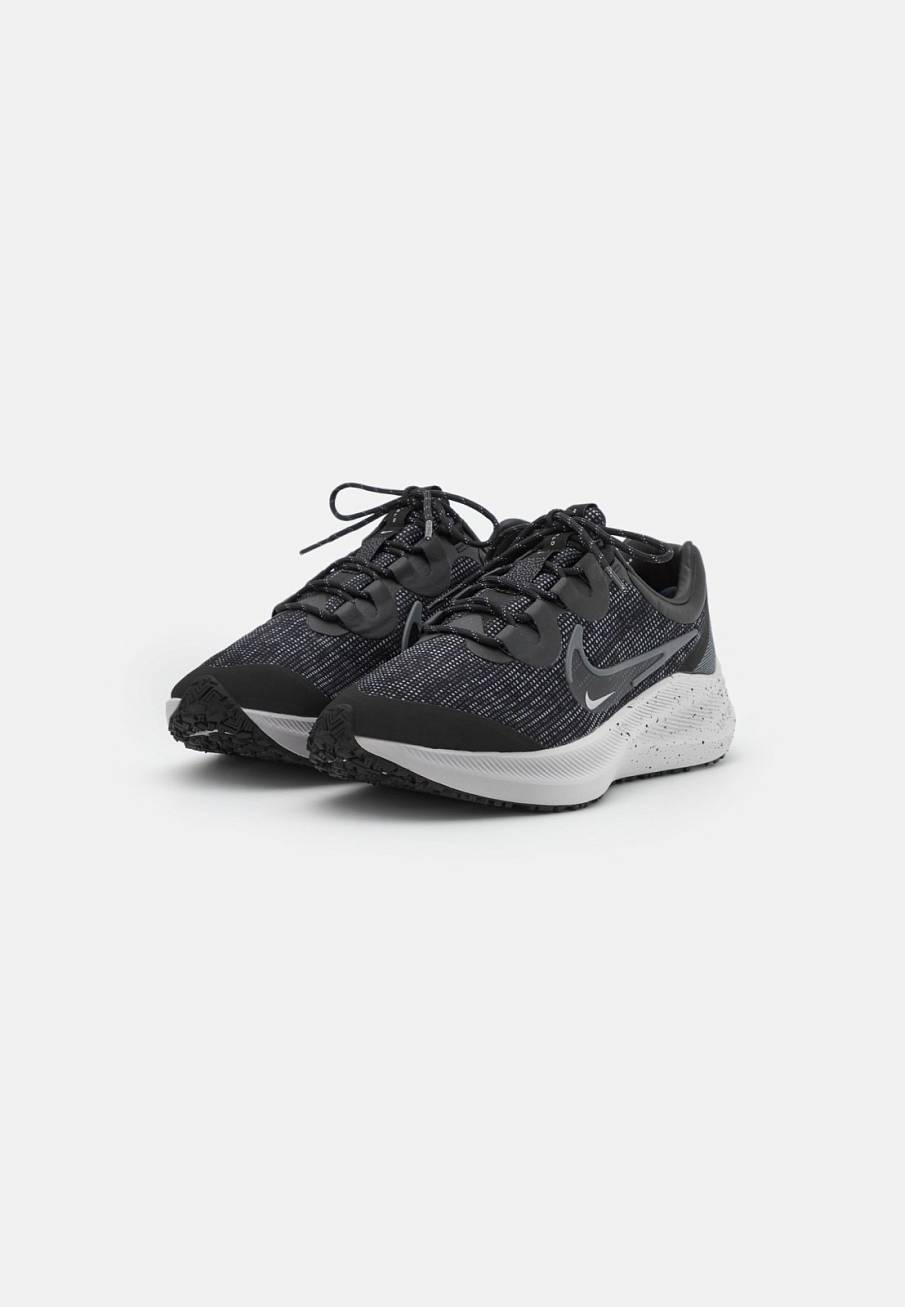 Фото № 1 с приближением к товару «‎Nike Zoom Winflo 8 Shield»