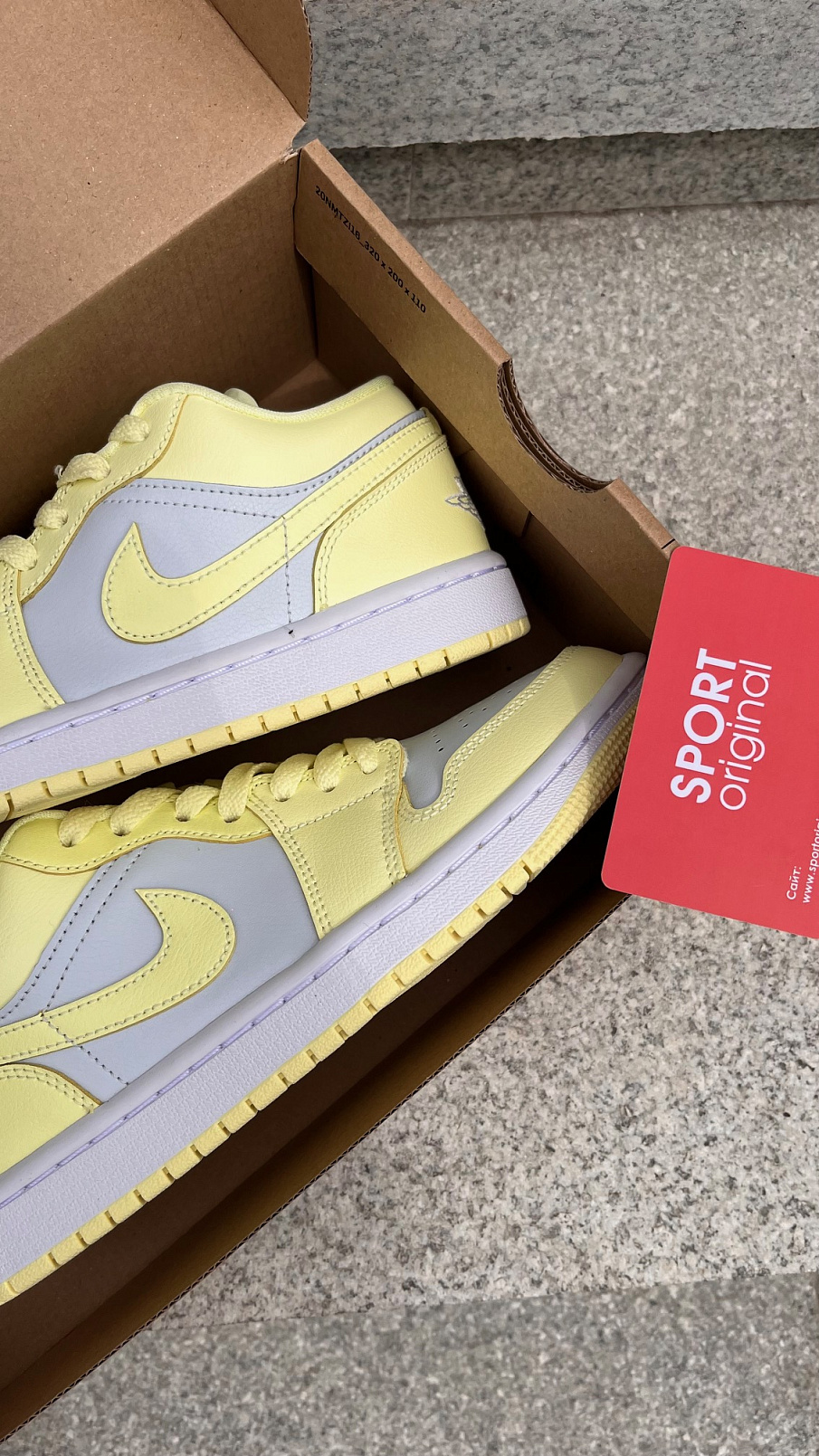 Фото № 2 с приближением к товару «‎Air Jordan 1 Low»