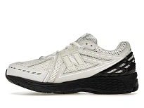 Фото № 3 с приближением к товару «‎New Balance 1906R»