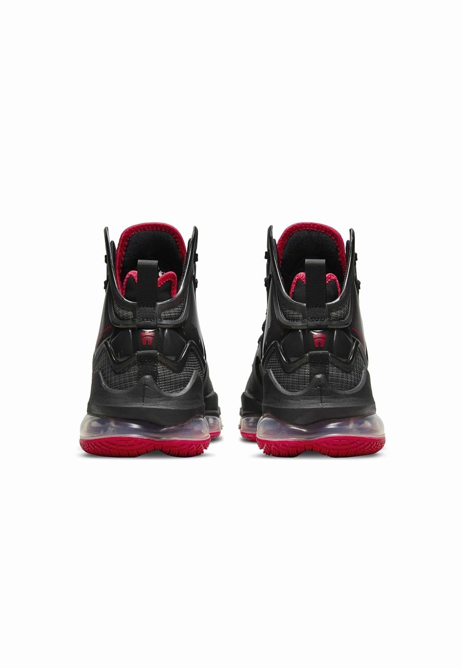 Фото № 4 с приближением к товару «‎Nike Lebron»