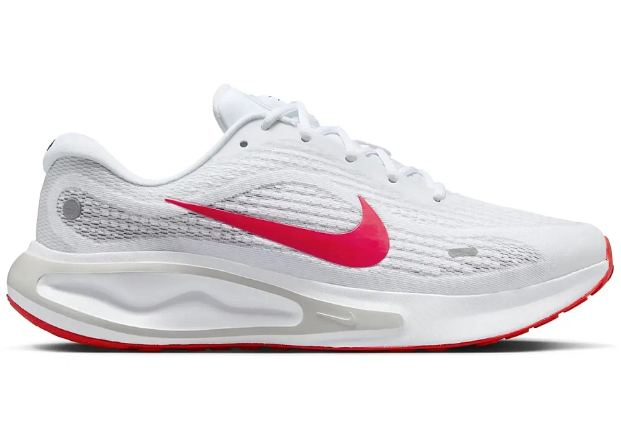 Фото № 1 с приближением к товару «‎Nike Journey Run»