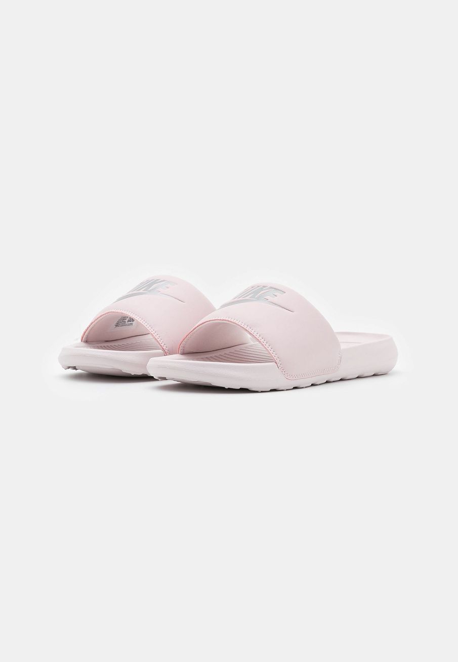 Фото № 3 с приближением к товару «‎Nike Victori One Slide»