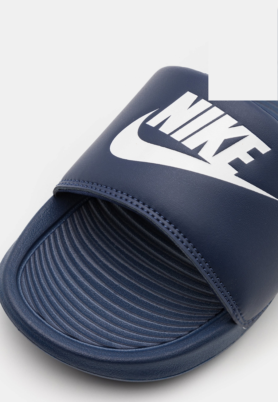 Фото № 5 с приближением к товару «‎Nike Victori One Slide»