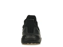 Фото № 4 с приближением к товару «‎adidas Ultra Boost 5.0 DNA Triple Black »