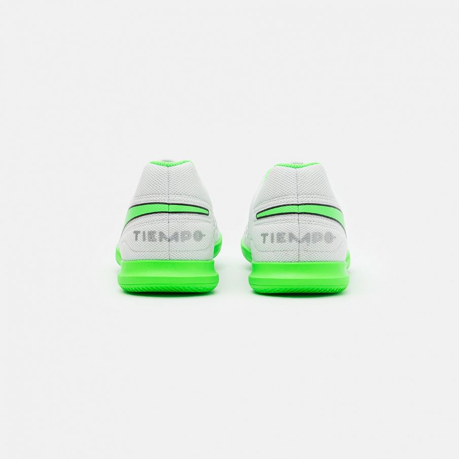 Фото № 3 с приближением к товару «‎Nike Tiempo Legend 8 Club IC »