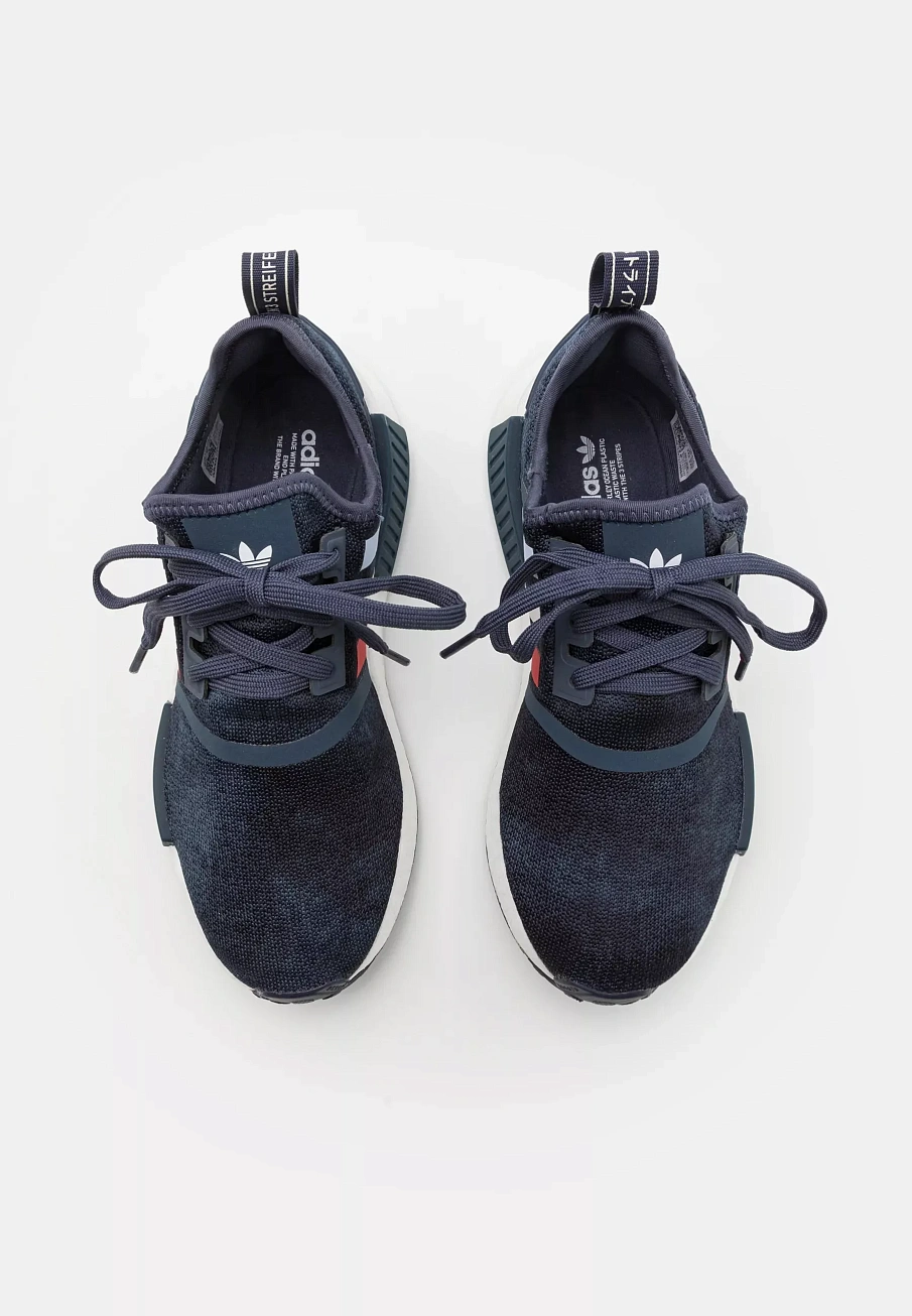 Фото № 4 с приближением к товару «‎NMD_R1 UNISEX»