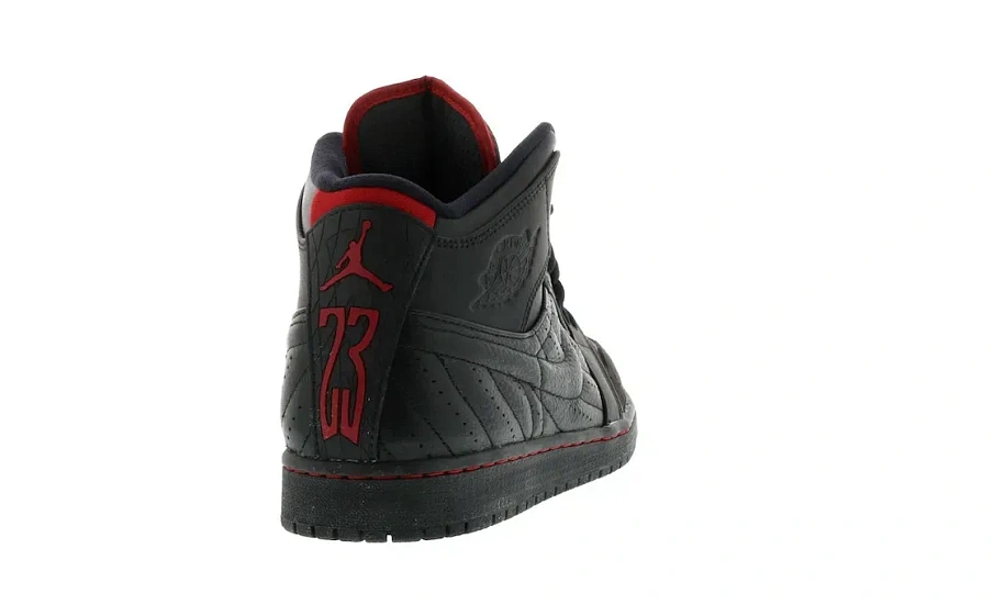 Фото № 4 с приближением к товару «‎Jordan 1 Retro '99 Bred»