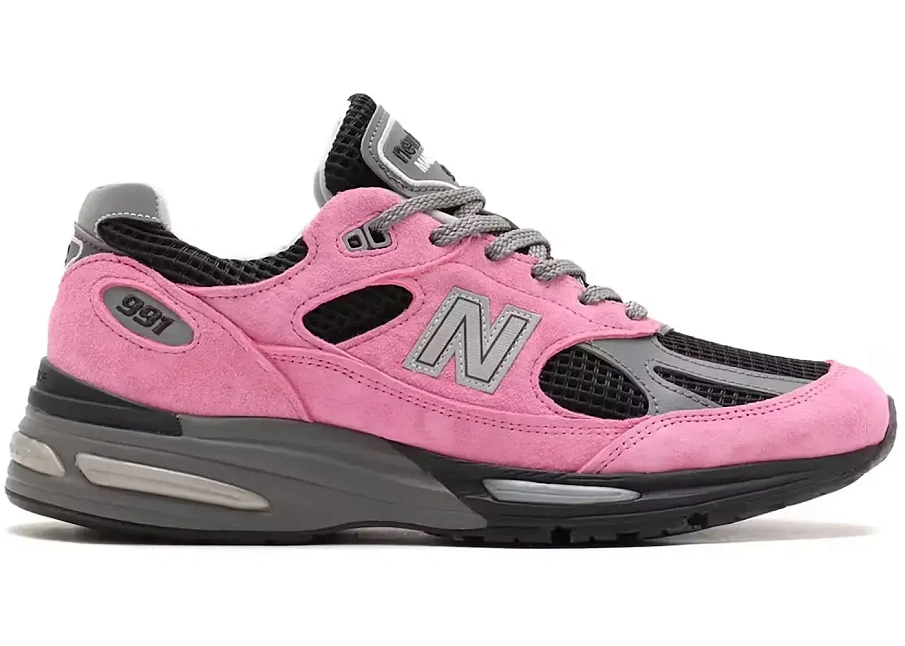 Фото № 1 с приближением к товару «‎New Balance 991v2»