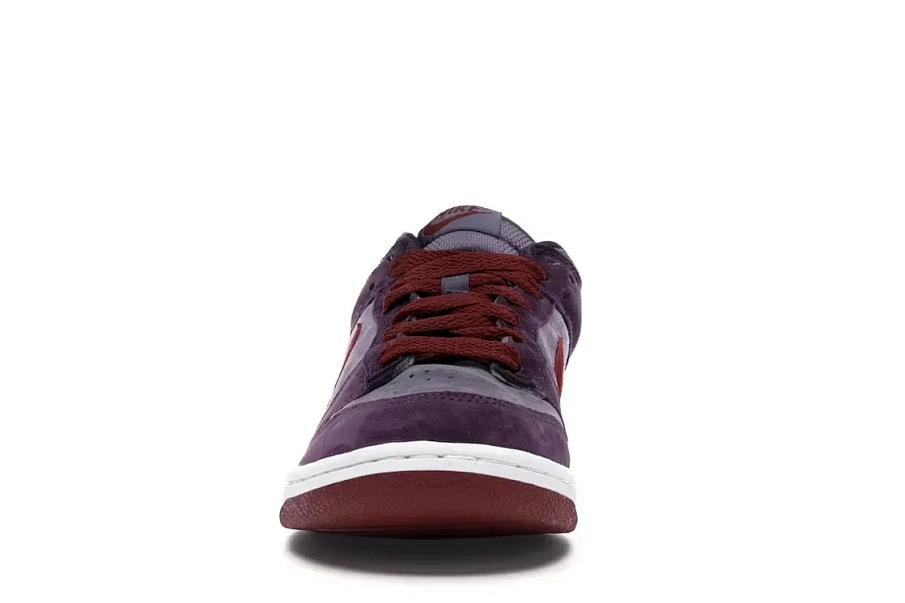 Фото № 2 с приближением к товару «‎Nike Dunk Low»