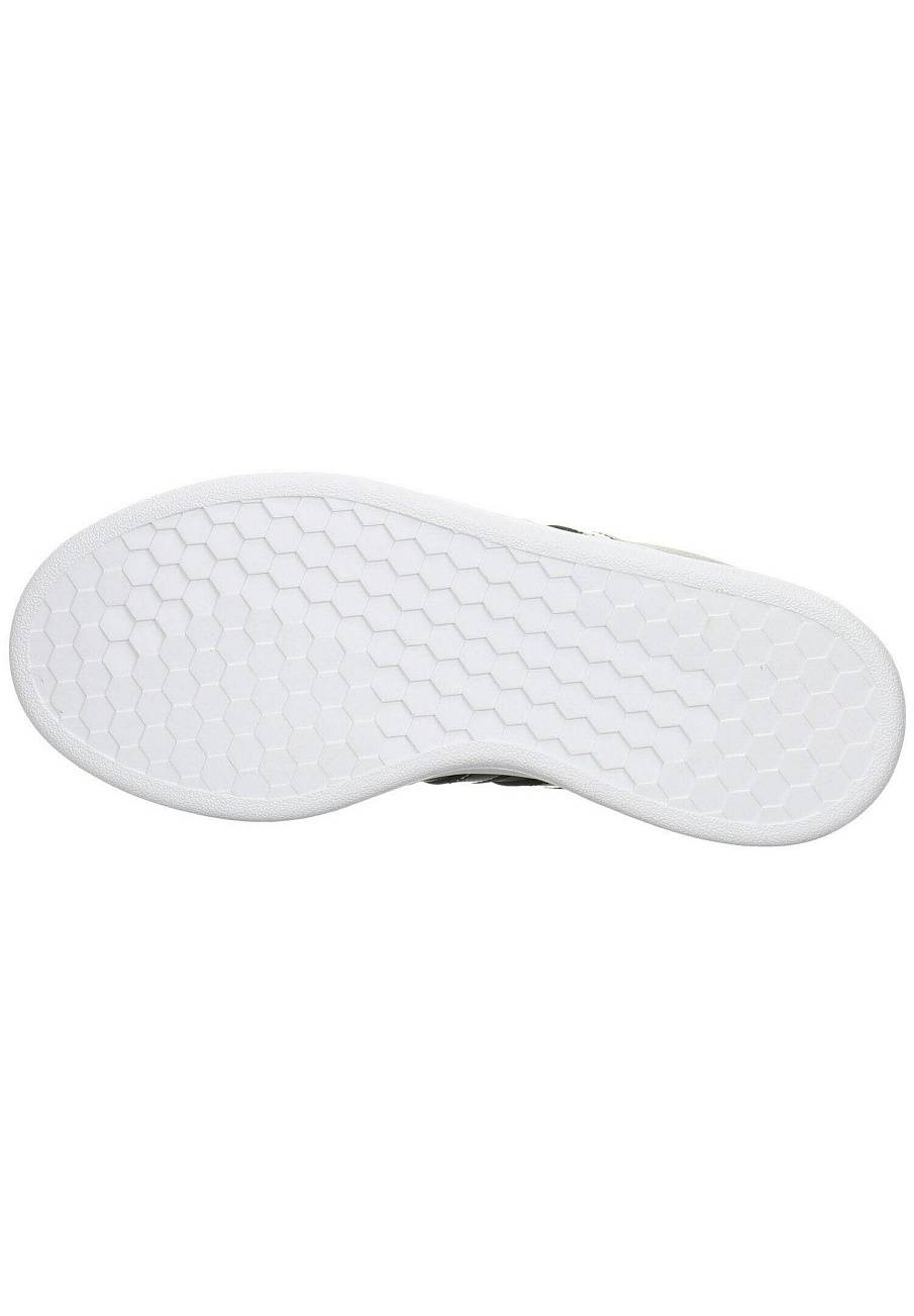 Фото № 5 с приближением к товару «‎Adidas Grand Court »