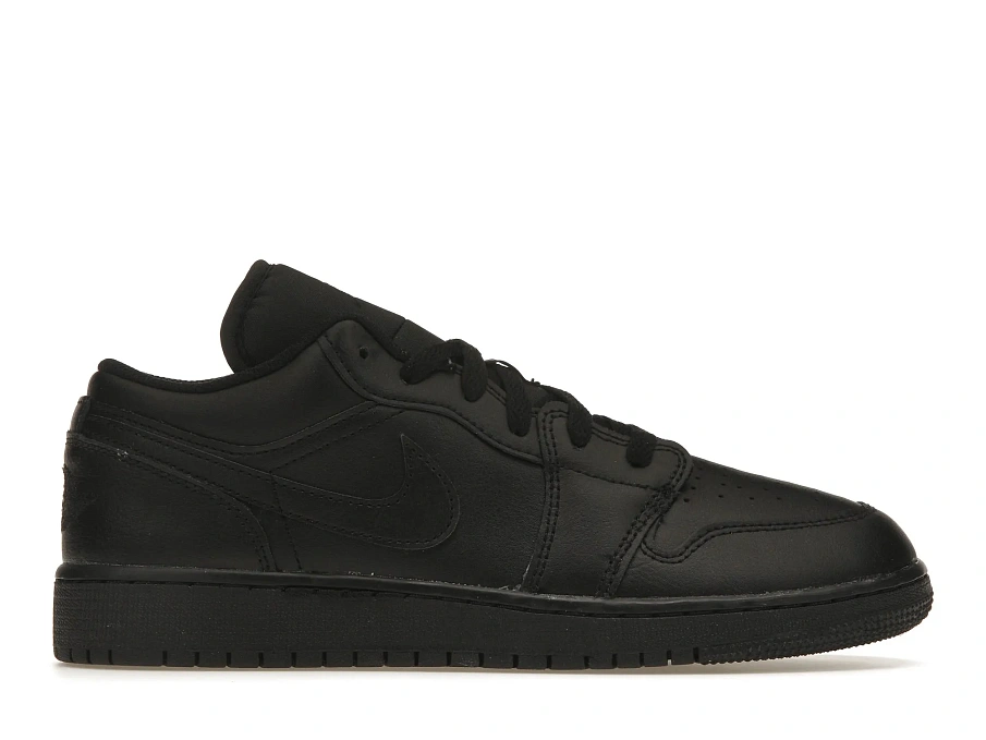 Фото № 1 с приближением к товару «‎Jordan 1 Low Triple Black (2022) »