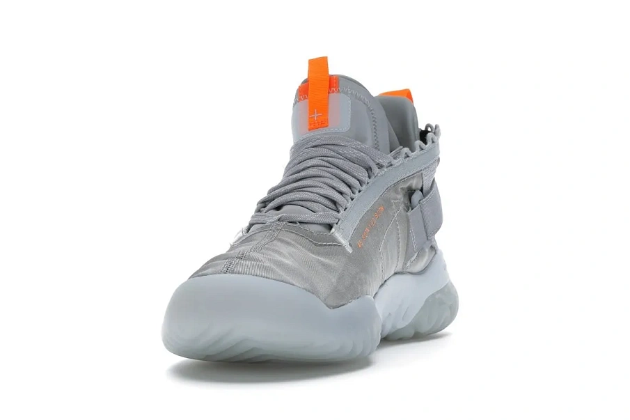 Фото № 3 с приближением к товару «‎Jordan Proto React Wolf Grey Total Orange»