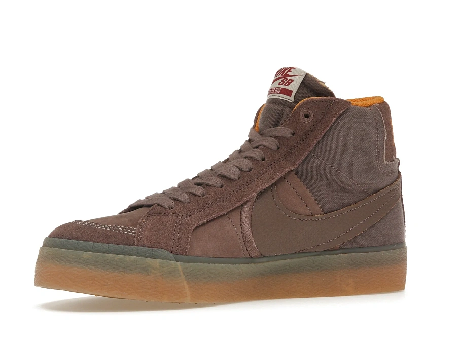 Фото № 4 с приближением к товару «‎Nike SB Zoom Blazer Mid PRM Plus Plum Eclipse Gum»
