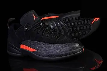Nike Air Jordan 12 Retro Max BG  - 2