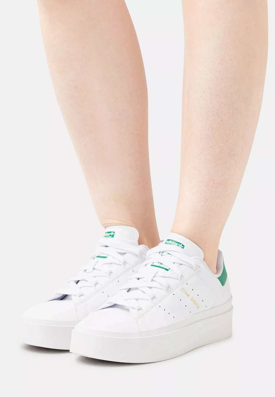 Фото № 1 с приближением к товару «‎STAN SMITH BONEGA »