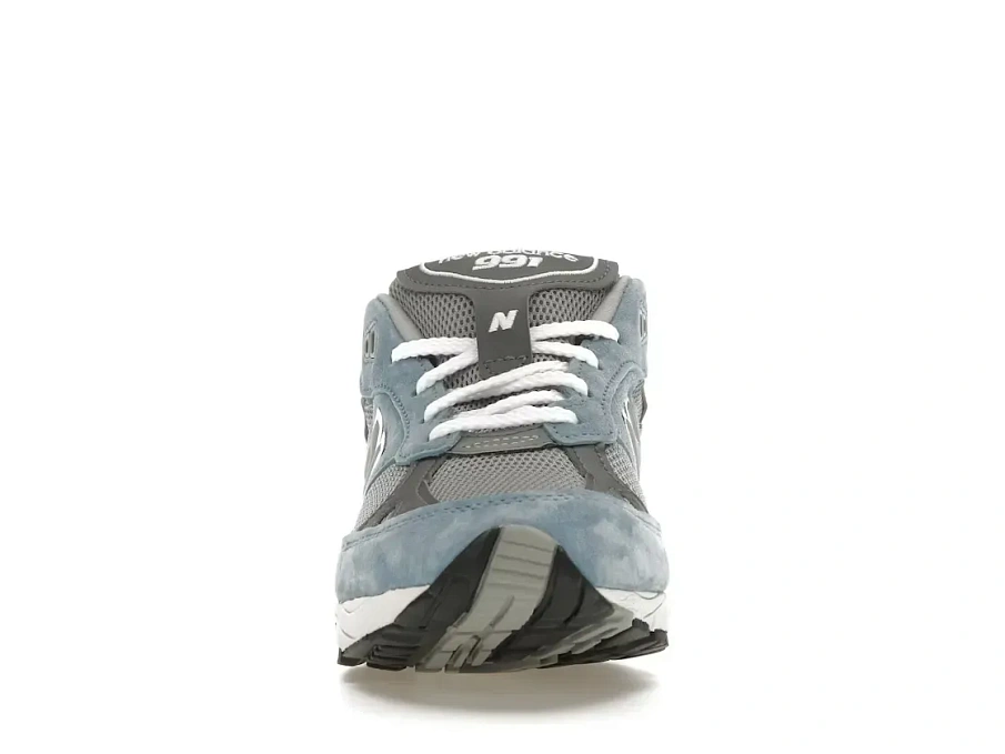 Фото № 2 с приближением к товару «‎New Balance 991»