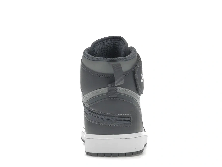 Фото № 4 с приближением к товару «‎Jordan 1 High FlyEase Light Smoke Grey»