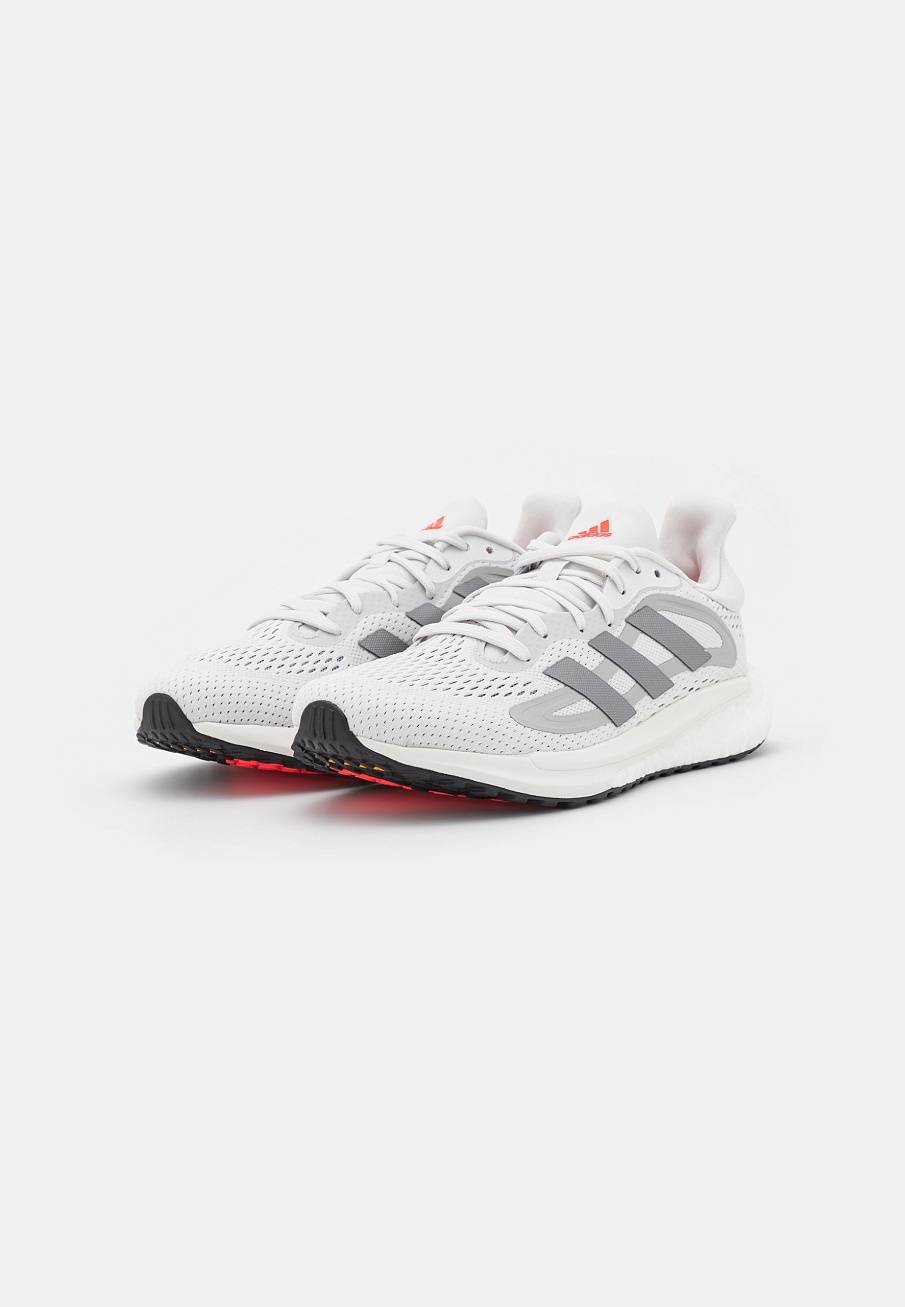 Фото № 2 с приближением к товару «‎Adidas Solarglide 4»